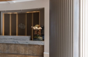 metal column in champagne finish